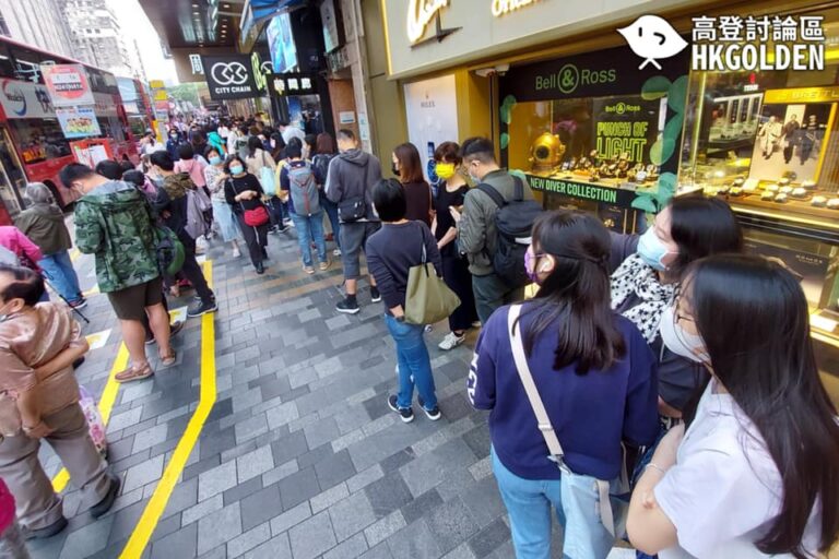 【過百人長龍排隊 傘心黃圈市集】