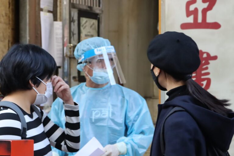 【油麻地佐敦設核心區  政府派員到該區域呼籲居民盡快檢測 】