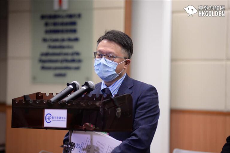 【健康較差長者不應接種任何疫苗】【計劃懷孕又從事高危行業的女士應選擇復必泰疫苗】