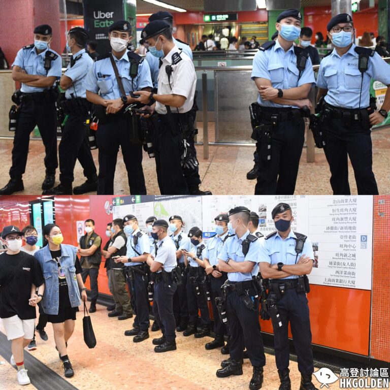 【傾盆大雨 警察縮入地鐵站】