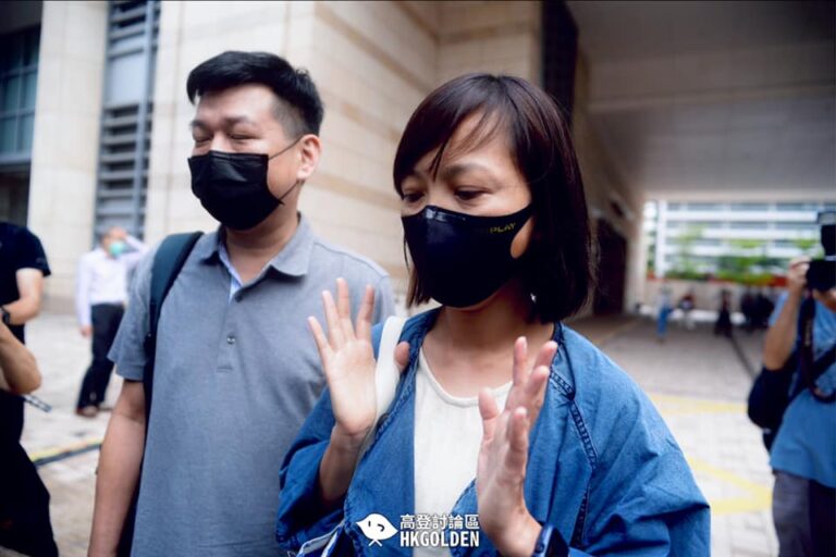 【控方反對羅偉光張劍虹保釋申請2人即時還押 蘋果日報執行總編林文宗及副社長陳沛敏離開法庭：「蘋果日報明天會如常出版」】